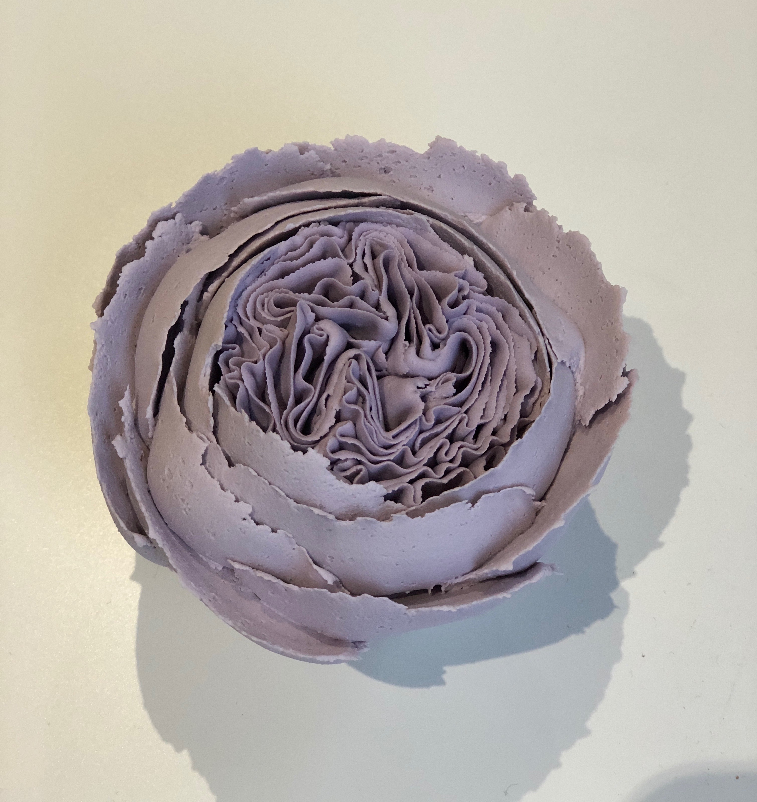 how to pipe buttercream frosting flowers, how to pipe buttercream roses,