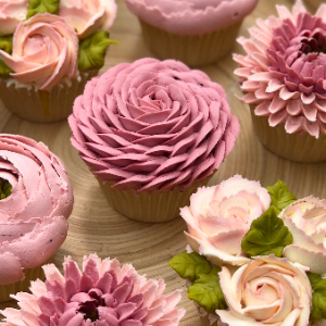 buttercream frosting rose, how to make buttercream frosting flowers