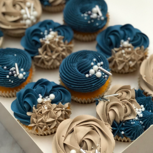 buttercream frosting cupcakes, how to make buttercream frosting flowers