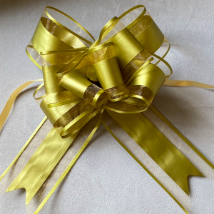 Gold Organza Bow - 10 packTaylor Made Cake Courses, online piping tutorials, online buttercream frosting videos, piping tips, piping accessories, flower piping, flower piping tips, cupcake bouquets, learn to pipe cupcake bouquets, buttercream flowers, buttercream frosting tutorials,